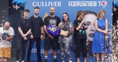 На «Площі зірок» у Києві відкрили зірку музичному гурту THE HARDKISS