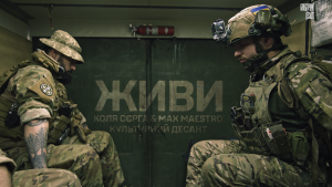 Коля Сєрга разом з бойовим медиком Max Maestro випустили кліп на пісню «Живи», присвячену бойовим медикам, які працюють на лінії фронту 