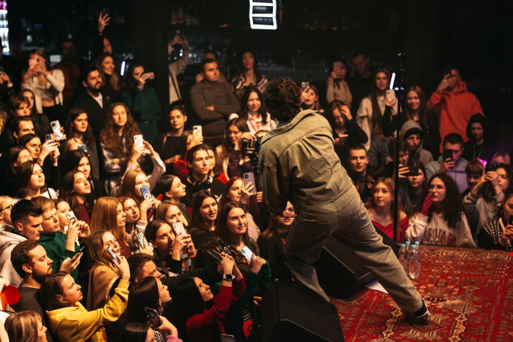 Гучна презентація альбому Молодість співака  ENLEO у Києві