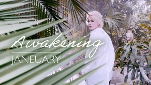 Загадкова Janeuary випустила весняно-теплу композицію «Awakening».