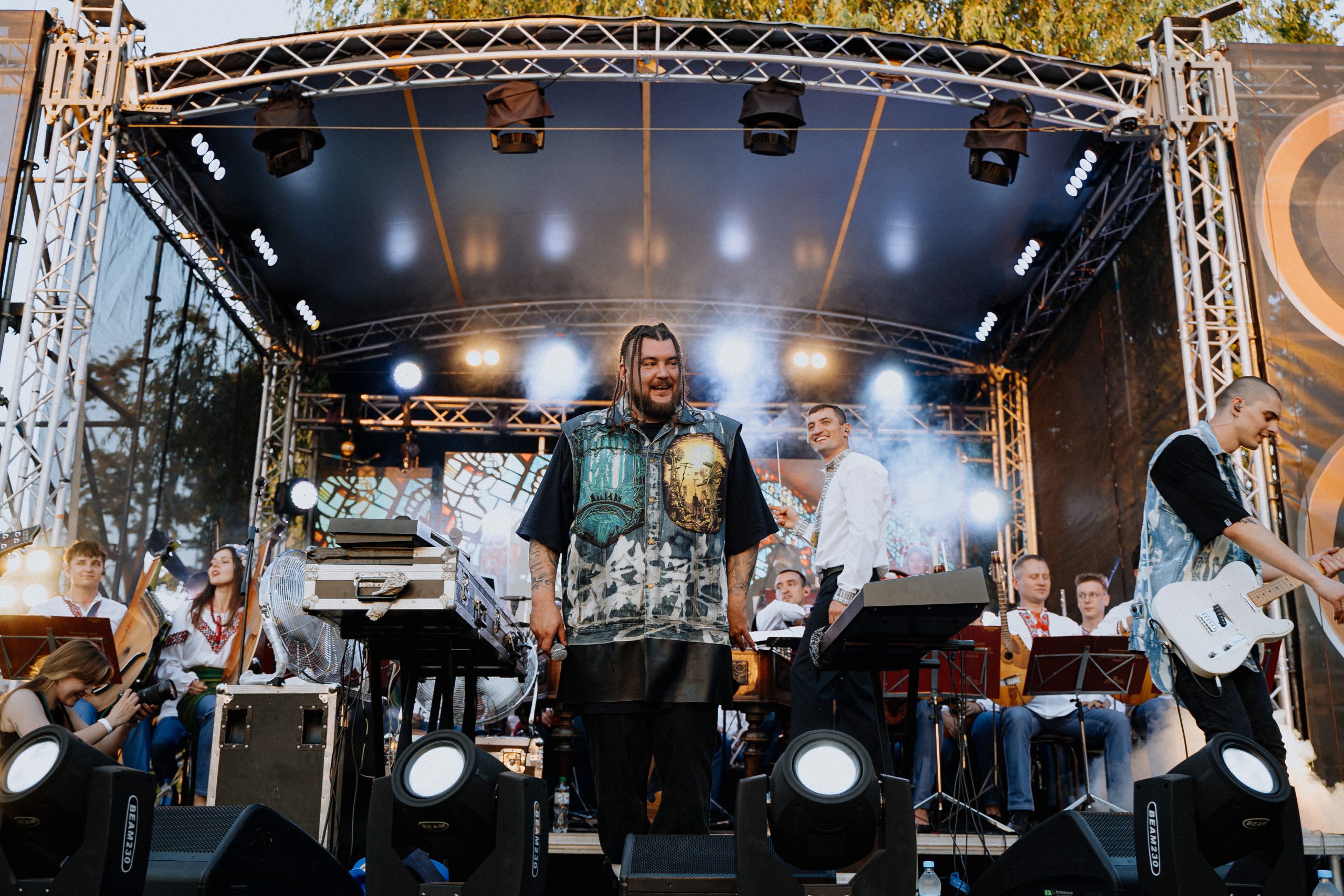 Гурт PROBASS ∆ HARDI та НАОНІ представили новий музичний напрям "UKROBASS" у Києві