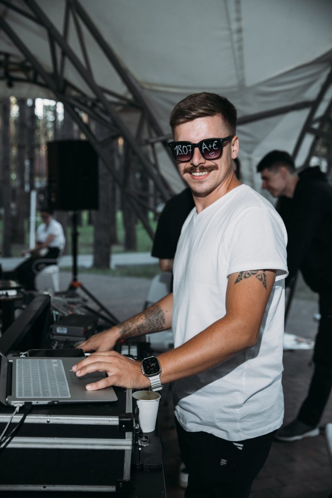 DJ, який виводить мікси на новий рівень: DJ Grim про танцювальну сцену України, ідеї для мешапів та плани