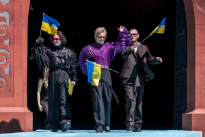 Ziferblat на церемонії відкриття Євробачення 2025 з’явився в образах від українських брендів J’amemme і Andreas Moskin