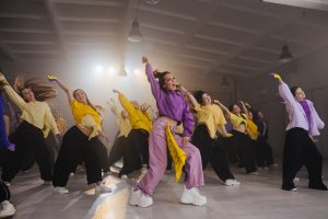 Співачка NICOLE переклала українською найголовніший хіт “Время и Стекло”