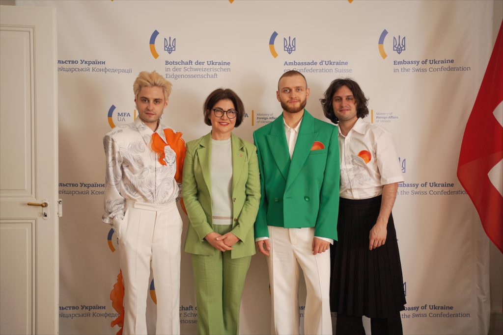 Гурт Ziferblat зустрівся з дітьми, евакуйованими з Маріуполя