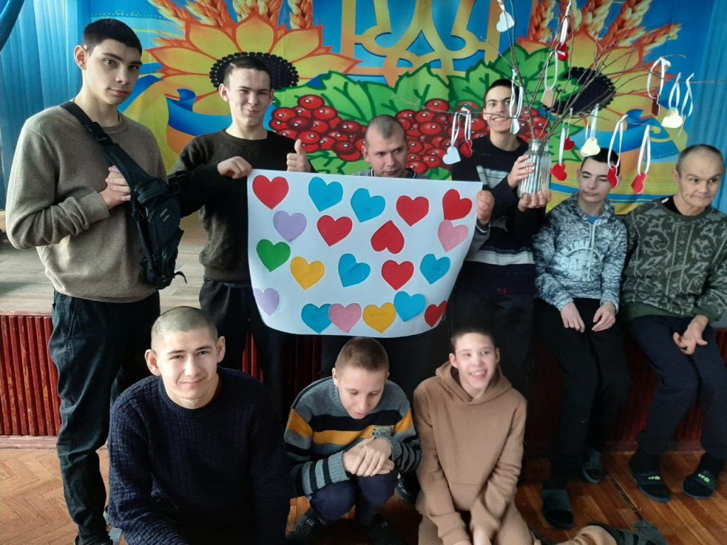 Фонд «Юлині бабусі» запустив збір до Дня захисту дітей