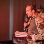 «Читай серцем»: благодійний поетичний вечір на підтримку артилерійської розвідки