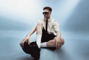 Неочікуваний dark pop: OSTY презентує новий сингл