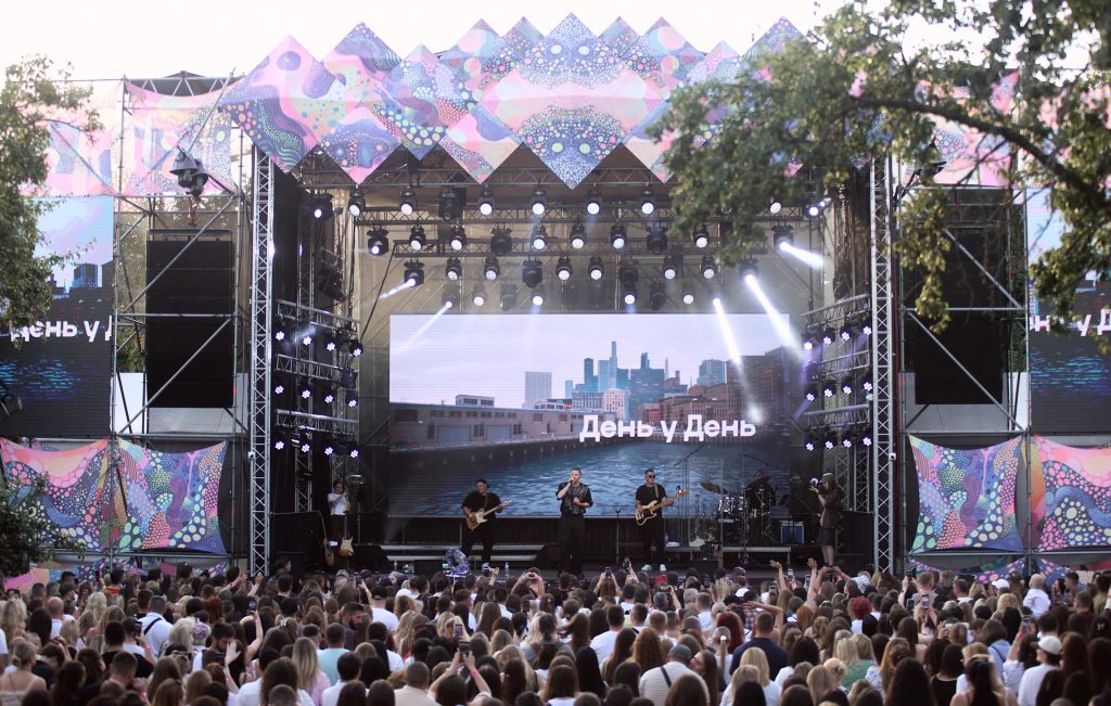 CHEEV зібрав sold out на концерті у просторі «ВʼЯВА»