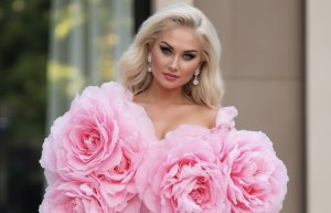 Катерина Бужинська повертається вірусною весільною баладою