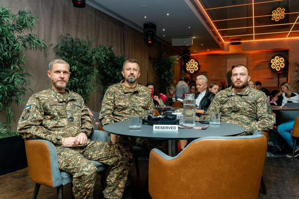 Історія про любов з військовим: Ірена Карпа презентувала книгу