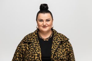 “А хто хейтить” — саундтрек до нової української комедії від alyona alyona