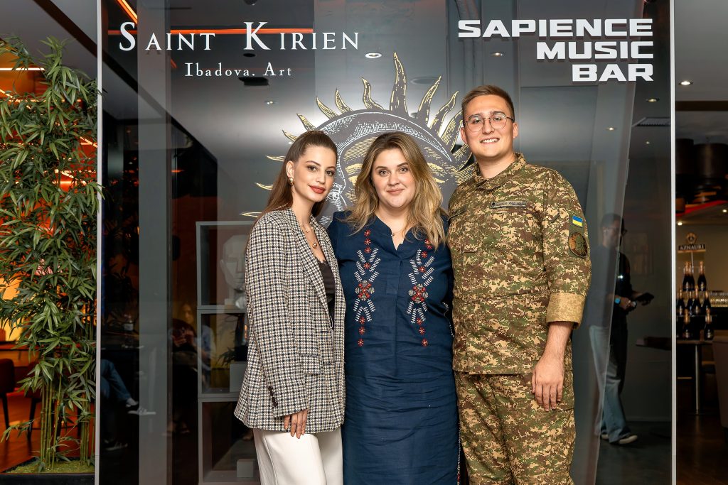 Зірки завітали на арт-вечір підтримки Нацгвардії