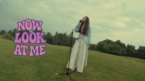 Darika презентує кліп “Now Look At Me
