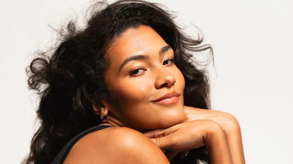 Olivia Dean – So Easy (To Fall In Love) (переклад українською)