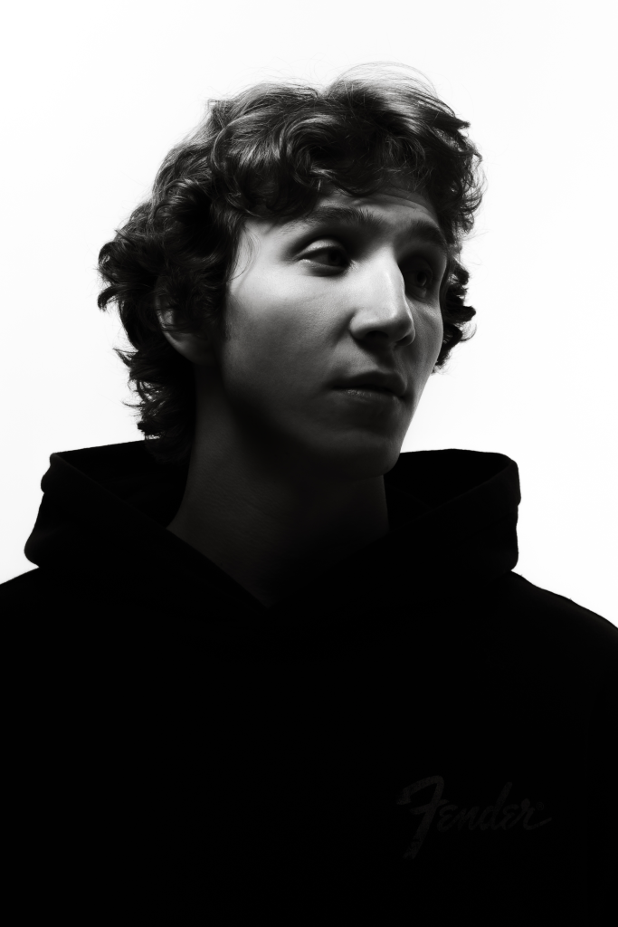 Написав 4 альбоми та видалив їх: The Curly про зміни у собі