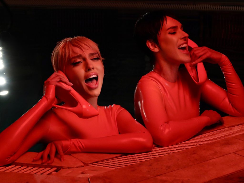 Оля Полякова презентує новий сингл «Лунає»