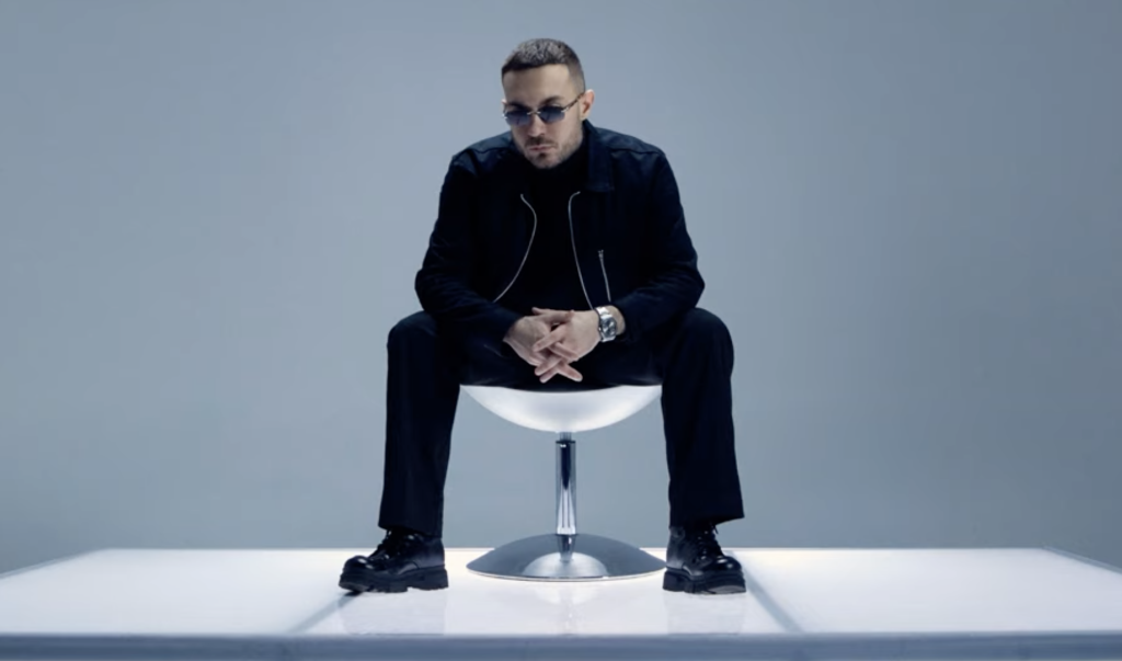 Kiogo представляє свій новий трек "On My Back"