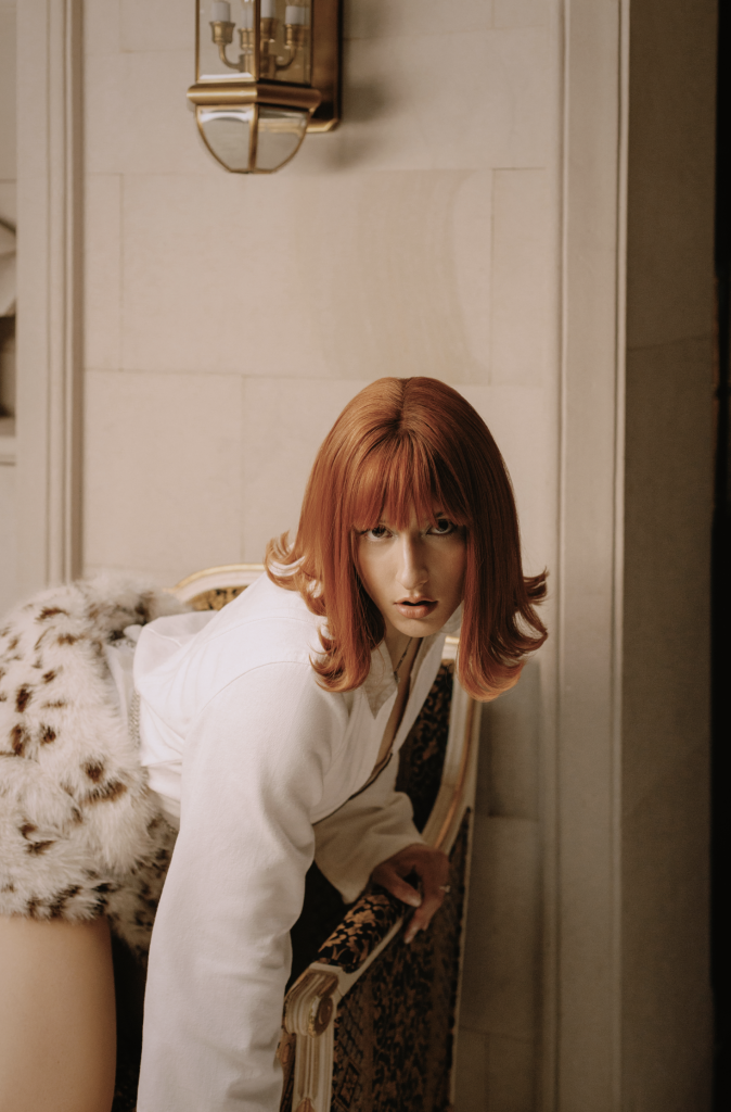 «Розкішна і зла»: Grisana про непростий шлях створення дебютного альбому, підтримку ЛГБТК+ спільноти та співпраці