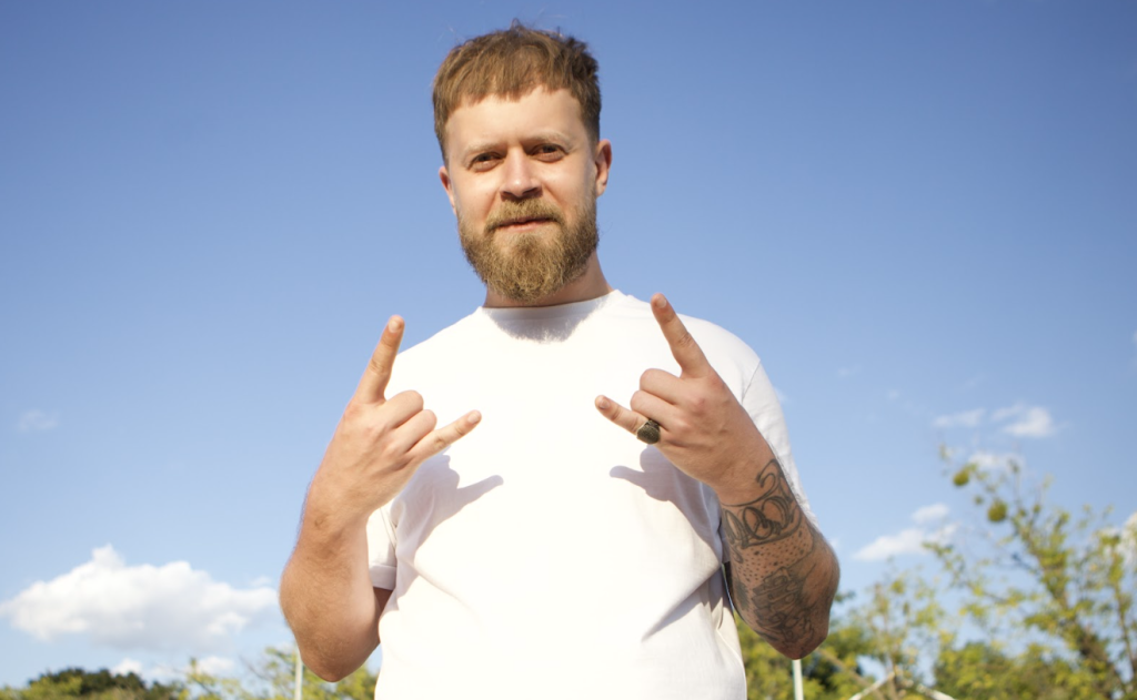 Український артист SUROV презентує пісню «Все буде добре»