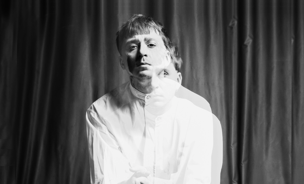 МУЗ.Саундчек: занурюємось у вечірні роздуми після прослуховування ЕР від Лівінстон