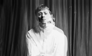 МУЗ.Саундчек: занурюємось у вечірні роздуми після прослуховування ЕР від Лівінстон