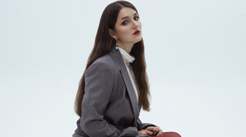 Лея презентує «В твоїх снах» — інді-трек про прозріння