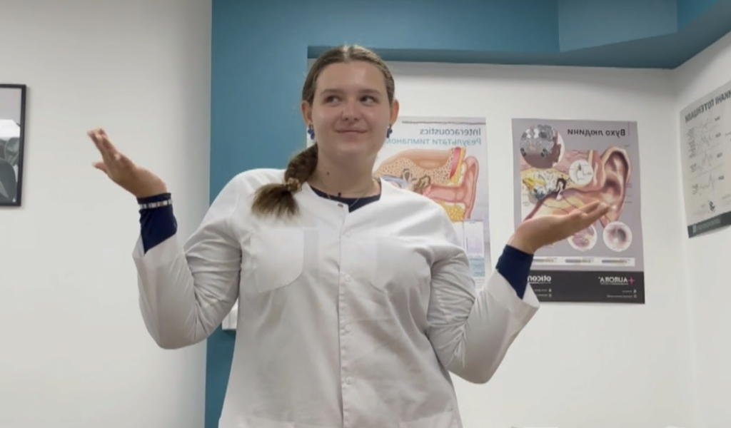 Горішки не впливають на голос: співачка iSKra розвінчує міфи 