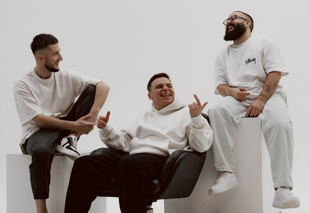 Про закоханість і пристрасть від TRAVINSKIY ROMARO і ЧАКІР