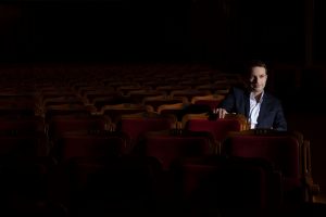 Тарас Курчик повертає культовий хіт 90-х