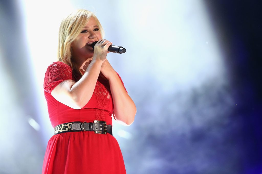 Kelly Clarkson - Underneath the Tree (переклад українською)