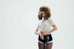 “Любим і мовчим”: Маша Кондратенко випустила сміливий трек