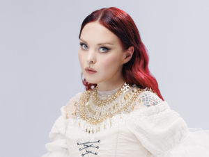 Юля Юріна презентує новорічний трек “Коляда”