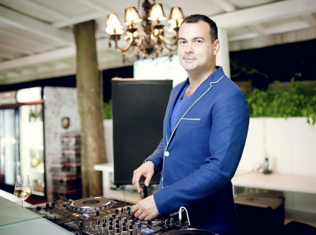 «Діджей — це професія нового часу» — Юрій Васільєв