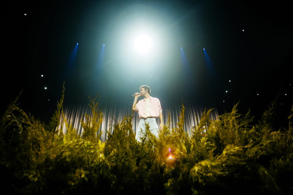 Макс Барських з гумором відреагував на блекаут під час шоу