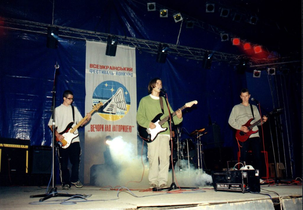 БЕЗ ОБМЕЖЕНЬ 27 років! Як розпочинався шлях гурту?