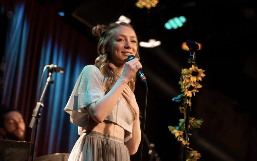 LELÉKA - Ridnym (переклад)