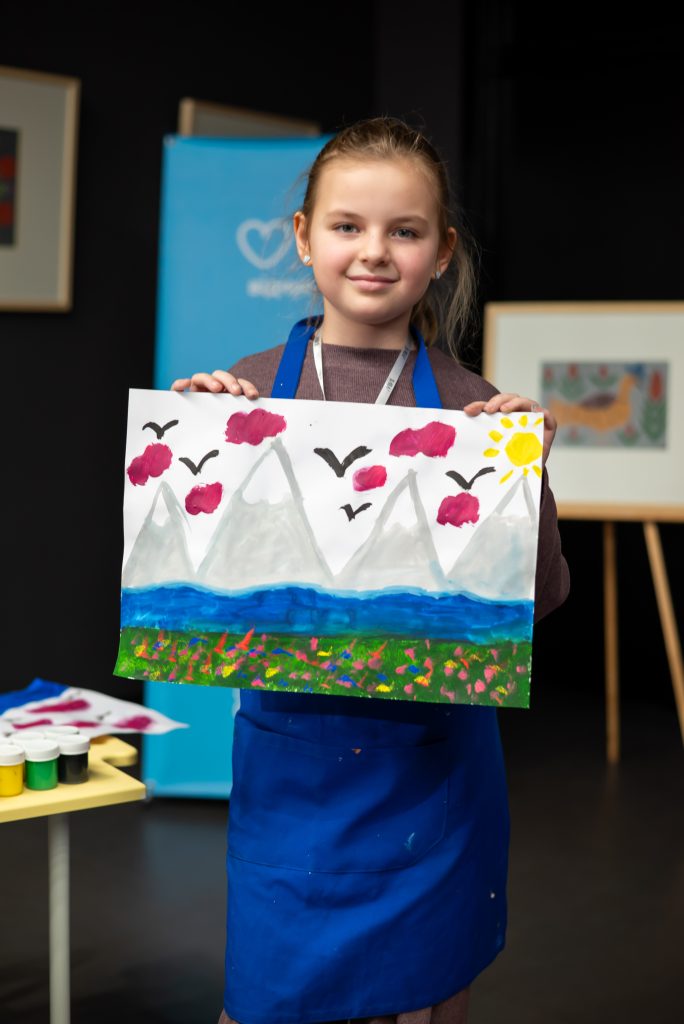 Mint x Відчуй перетворює дитячі малюнки на fashion-принт