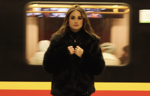 Українська співачка Marins презентує нову пісню «Мої очі»