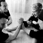 Світова прем’єра: U2, Ed Sheeran та АНТИТІЛА представили lyric-video на нову спільну пісню «Yours Eternally»