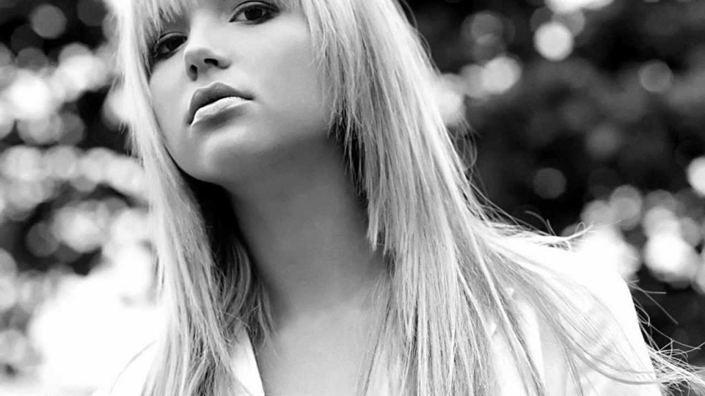 Lykke Li — I Follow Rivers (переклад українською)