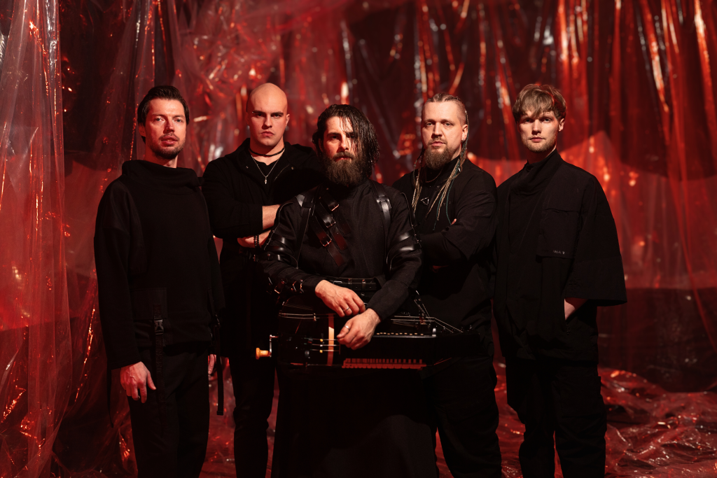 Krovna напередодні туру випускає дебютний EP