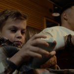 ХАС вперше показав сина у кліпі на пісню “В дзеркалі”