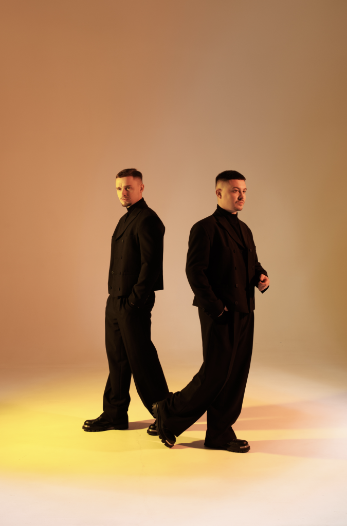 Дует MIF існує лише рік, але за цей час музиканти встигли пройти шлях від творчих експериментів до власного звучання та пісень