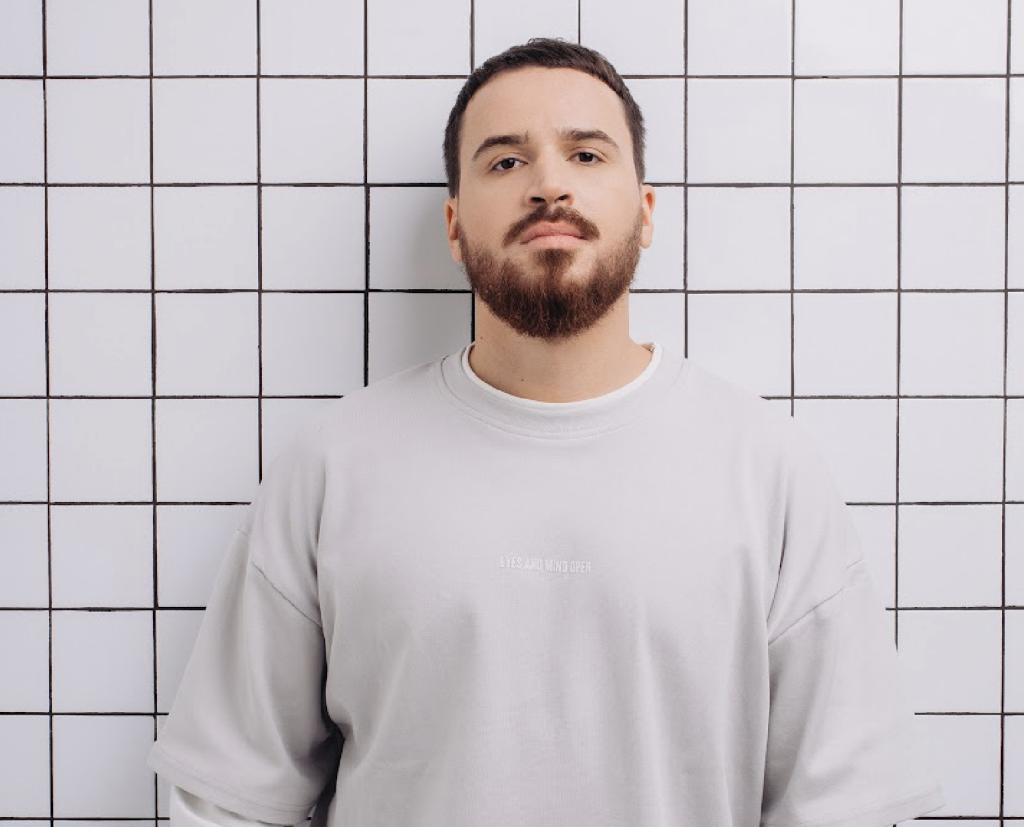 Cloudless повертаються з треком про силу підтримки