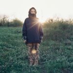 Військослужбовиця Нельсон випустила другий сингл «Вертайся росою». Хтось почує в ньому війну, хтось — кохання, а хтось — силу