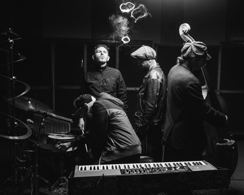 Прем’єра альбому супер-гурту Sigmund Friends Path of Glory