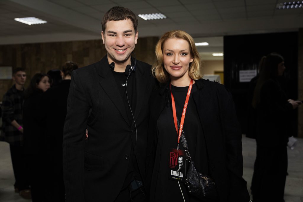 28 березня у Палац Спорту відбувся великий концерт пам’яті народного артиста України Степана Гіги, який пройшов із повним солд-аутом