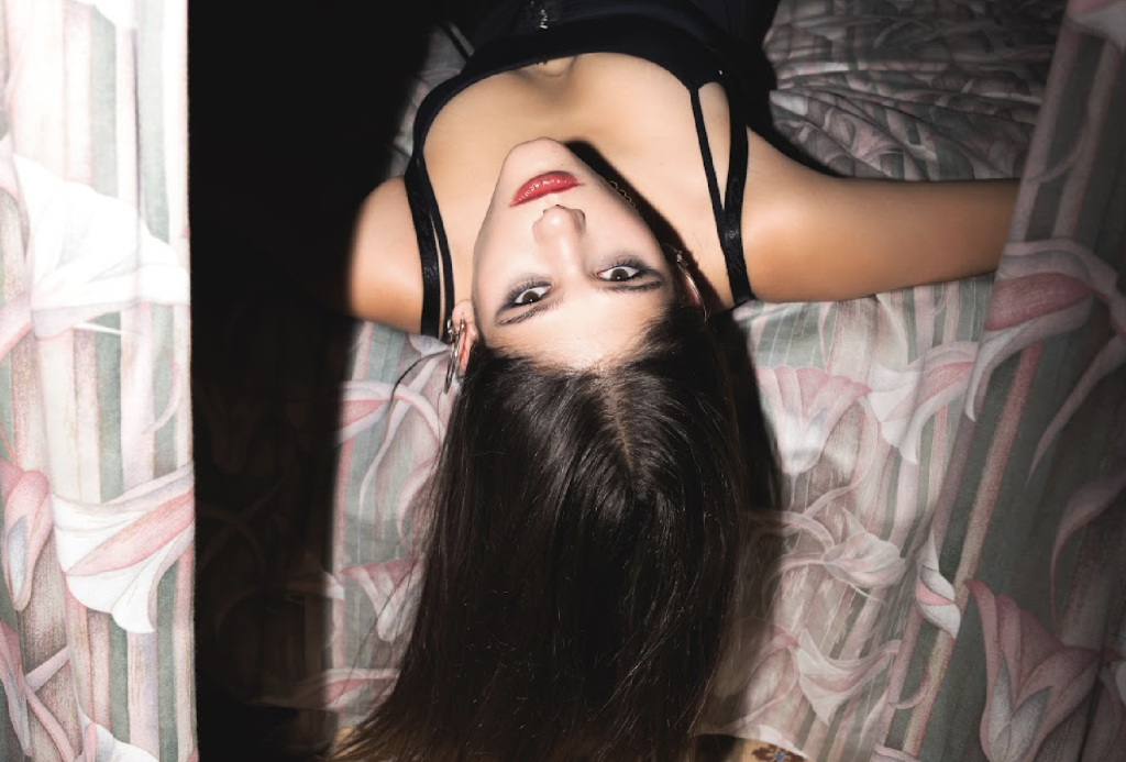 Вибір Apple Music: Shmiska про свіжий сингл “Килим”