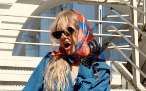 ALONA VONA заспівала про стосунки від яких треба втікати